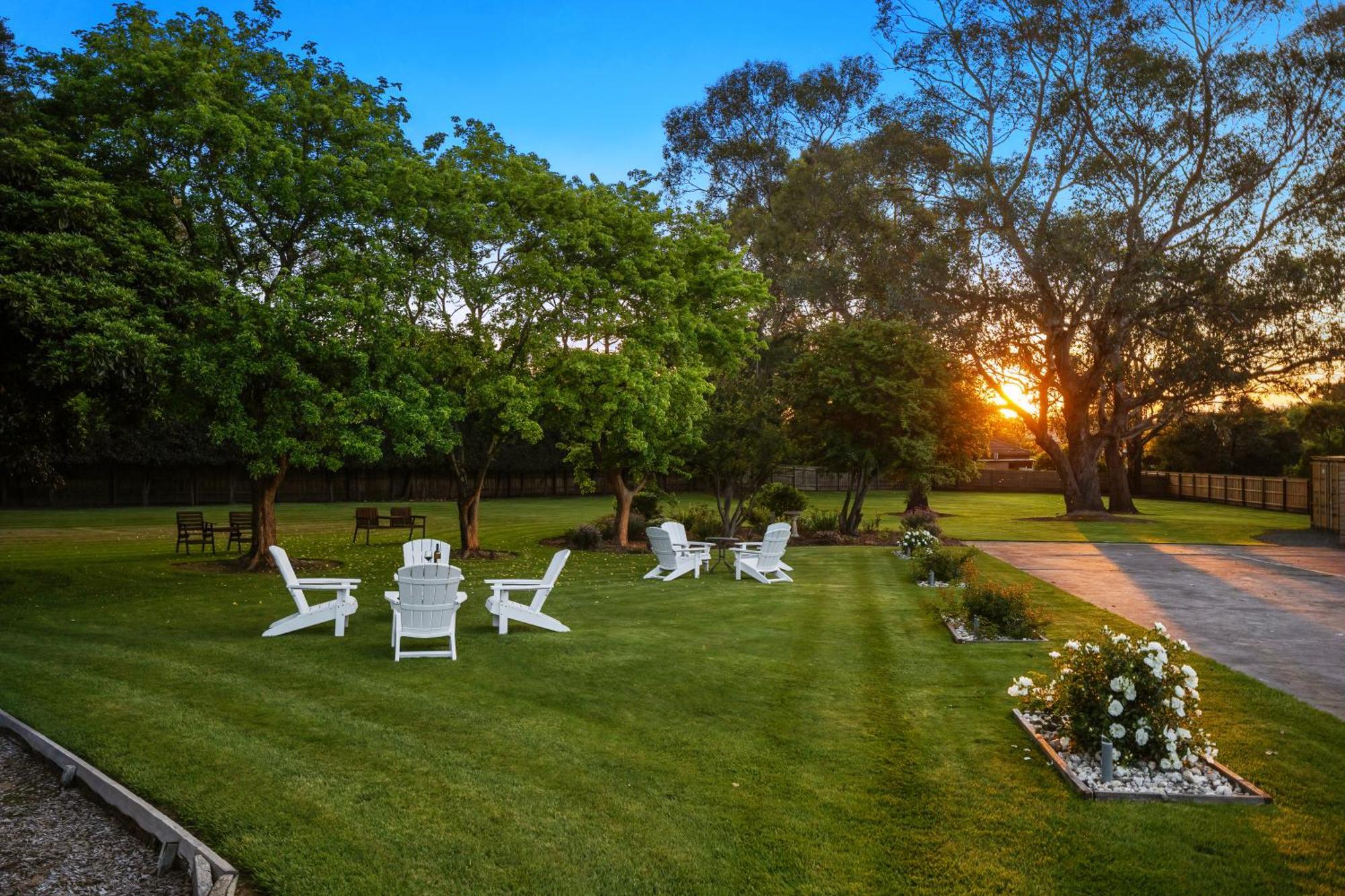 Healesville Motor Inn Екстериор снимка